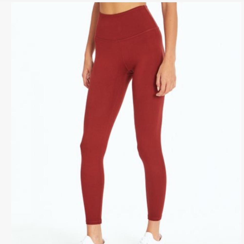 Balance Collection Endurance Deluxe Leggings